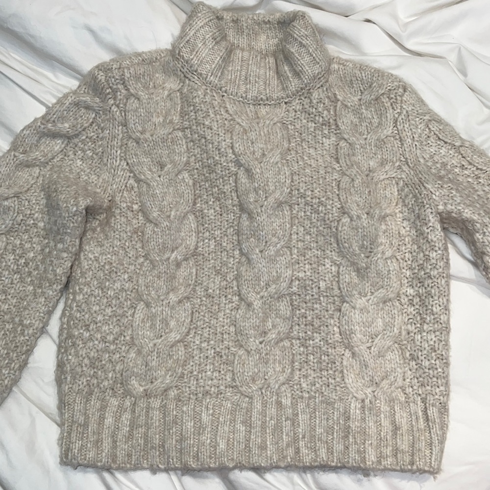 American Eagle cream knit mock neck sweater